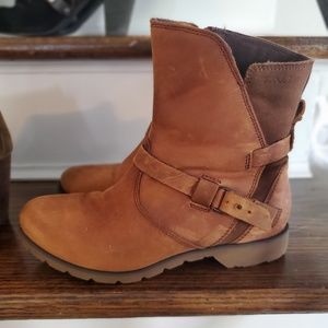 Teva Boots
